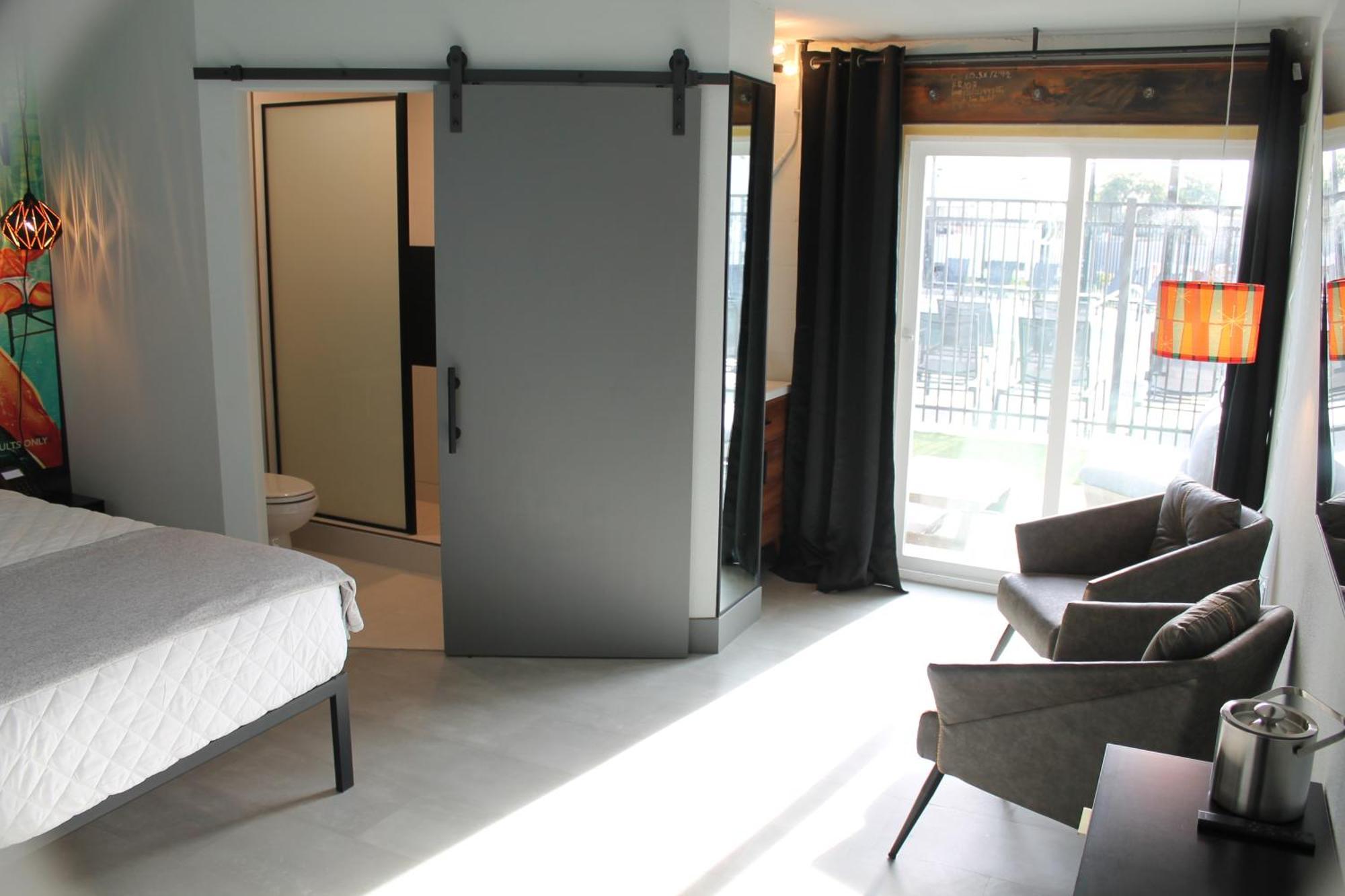 Bent - Lgbtq Hotel